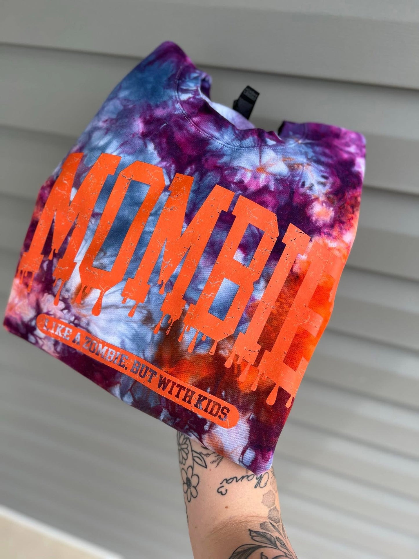 MOMBIE *VIP GROUP SPECIAL