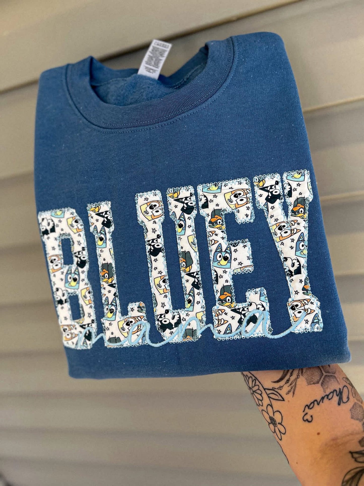 Mama Custom Embroidery Blue 🐶