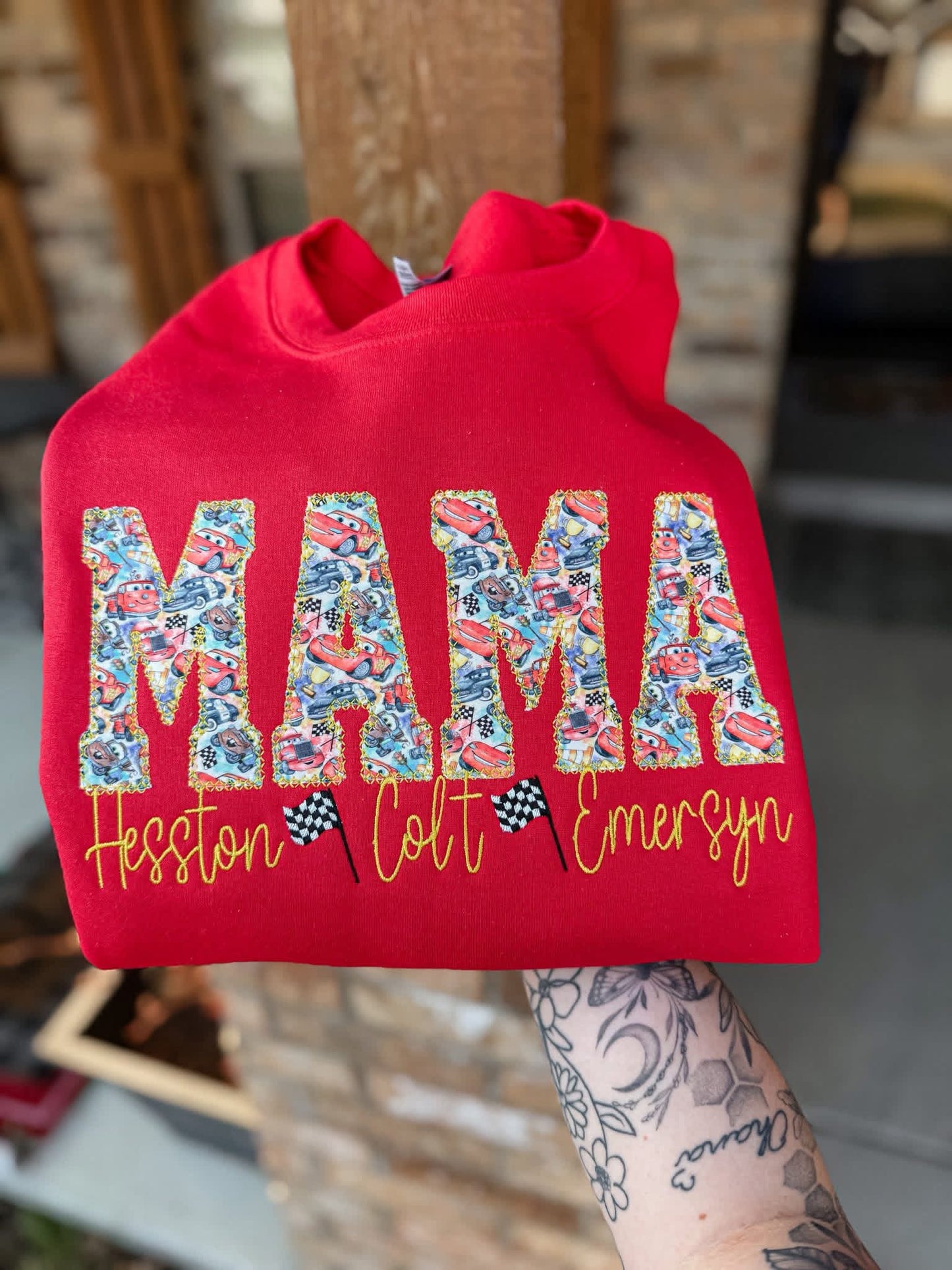 Mama Custom Embroidery 🚗