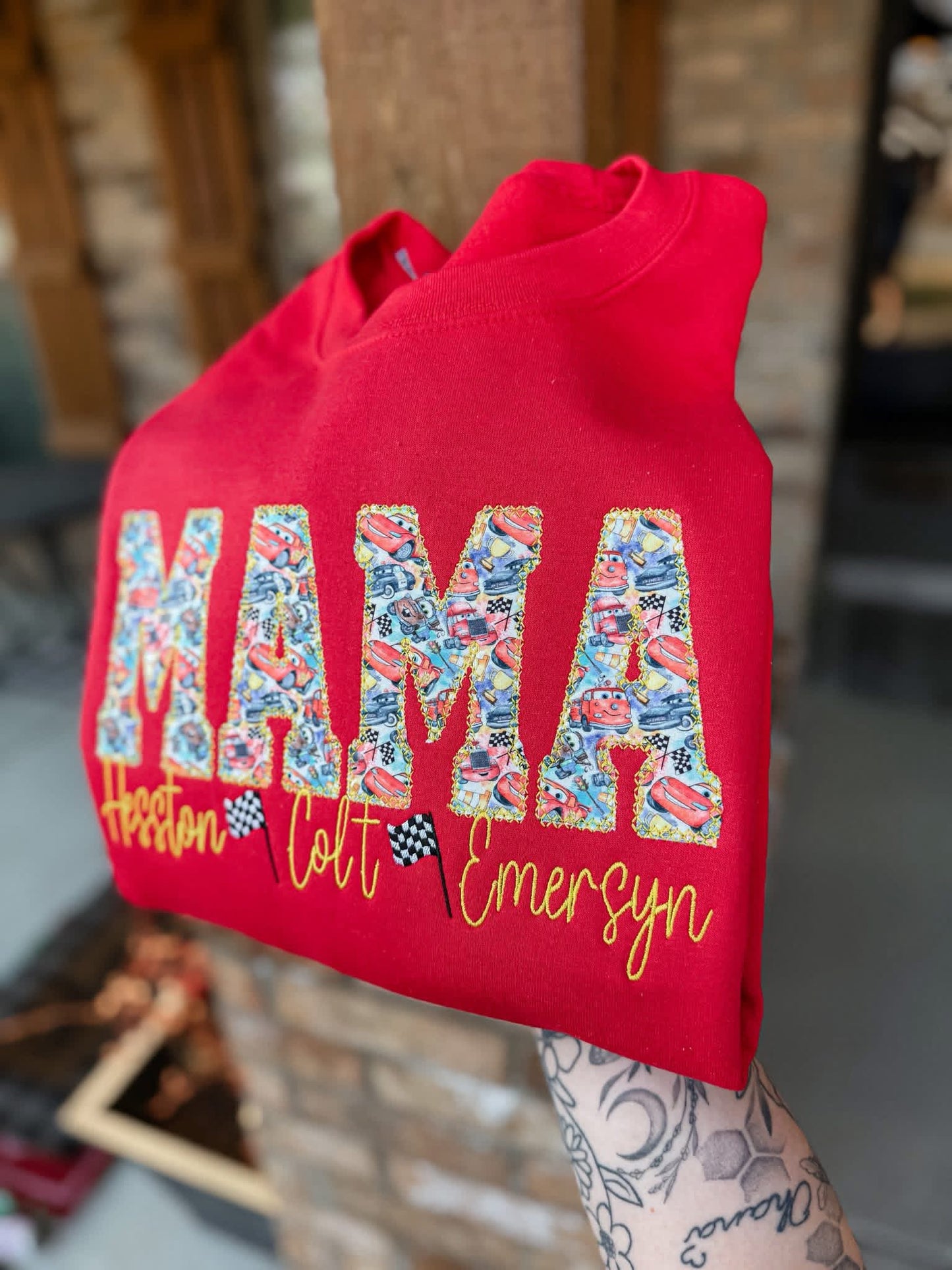 Mama Custom Embroidery 🚗